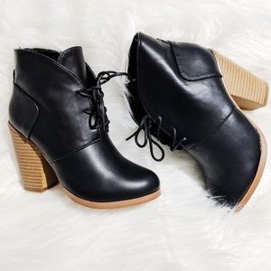 NWOT Black And Brown Boots